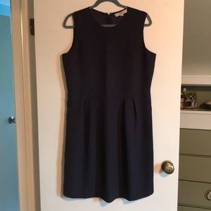 Sleeveless dress